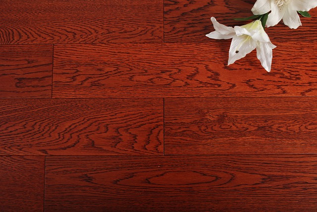 detail dřevěné podlahy